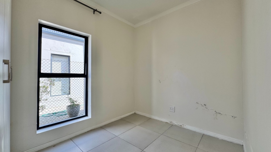 3 Bedroom Property for Sale in Aan de Wijnlanden Western Cape